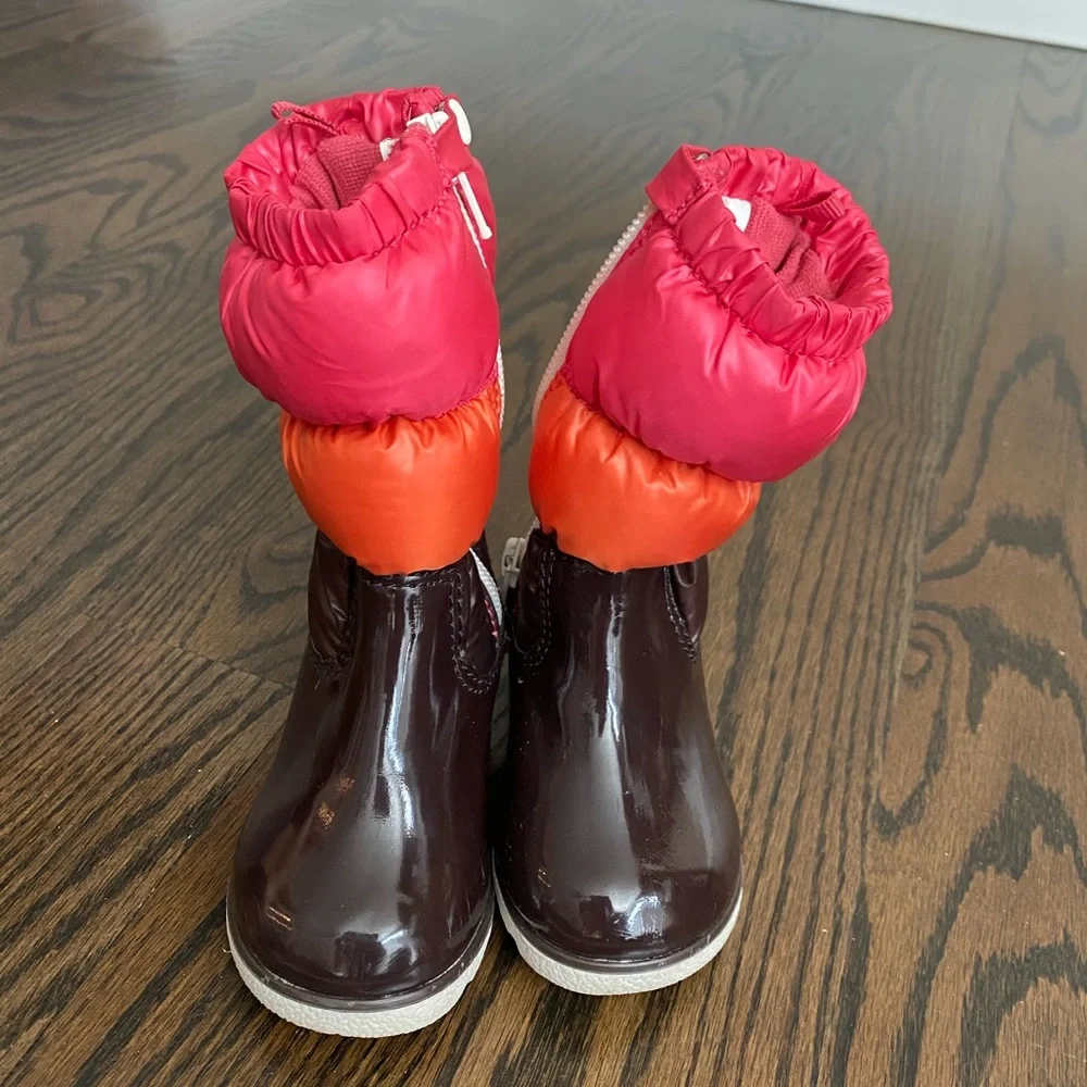 Gap girls winter boots size 5